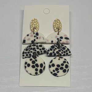 NWT Gold and Black Dotted Earrings with Light Pink Accents
